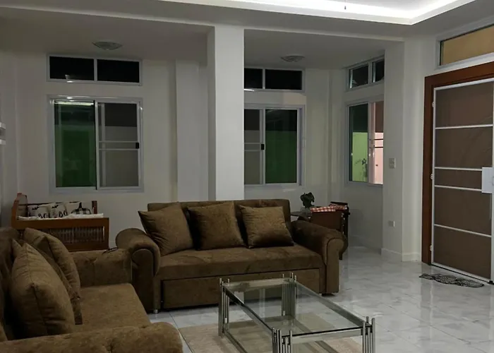 Thai- American Home With Swimming Pool