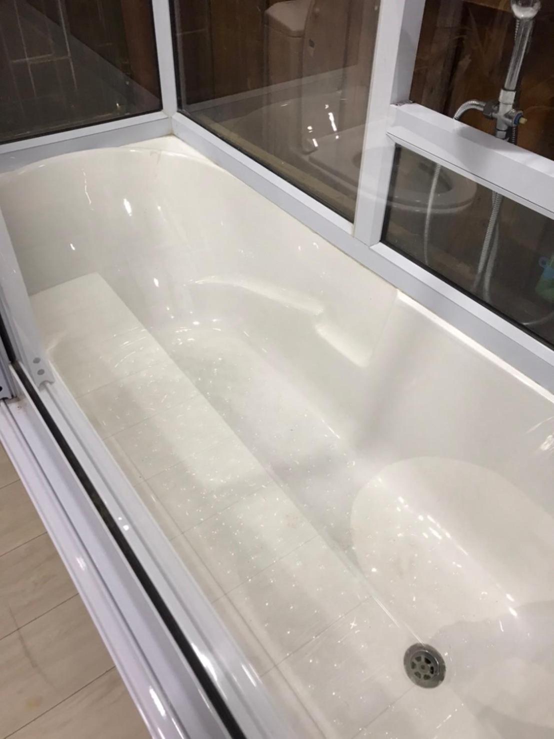 Thai- American With Swimming Pool 度假居 *
